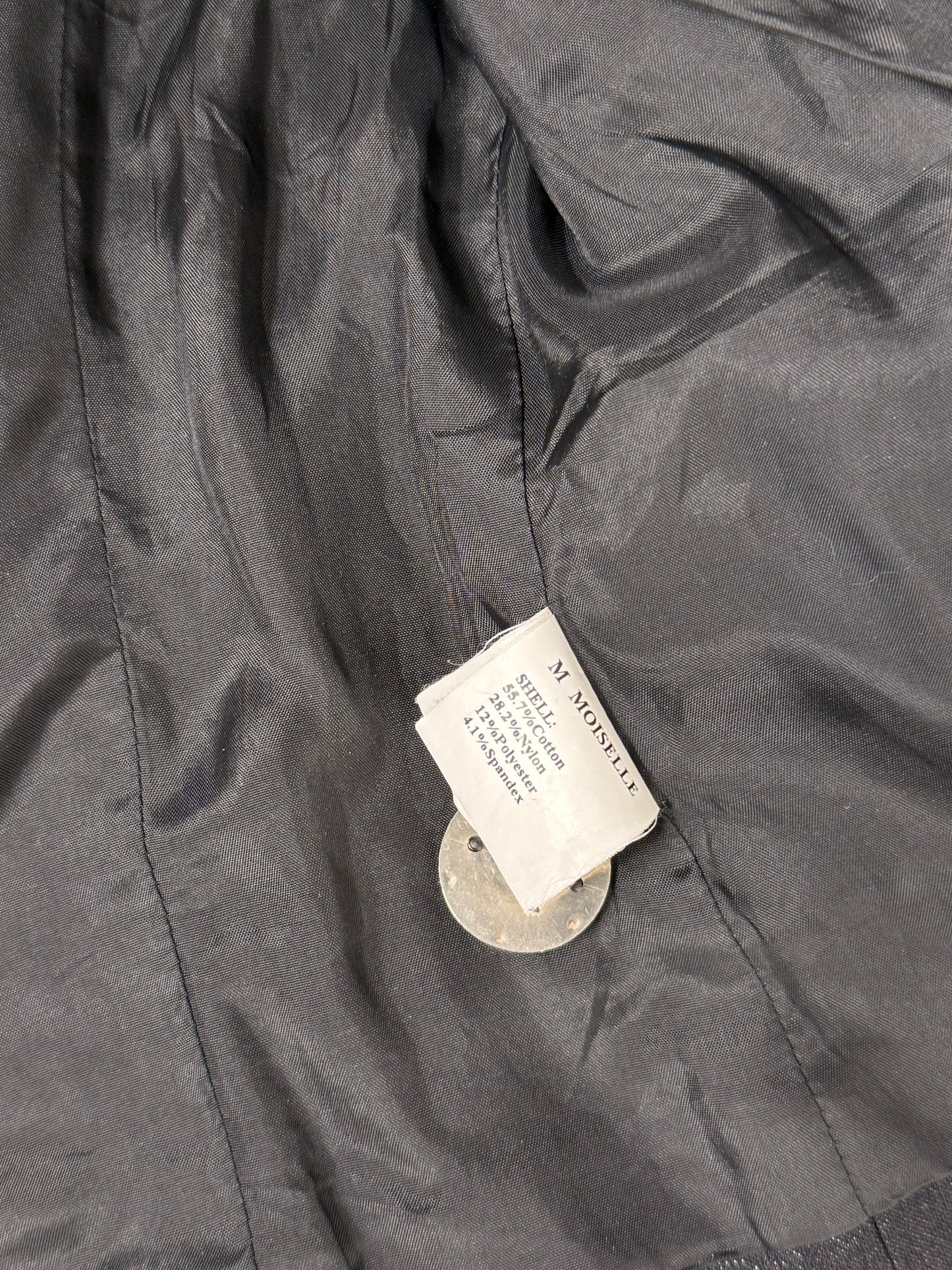 Black Short-Sleeve Tailored Jacket with Decorative Buttons - GREENIES