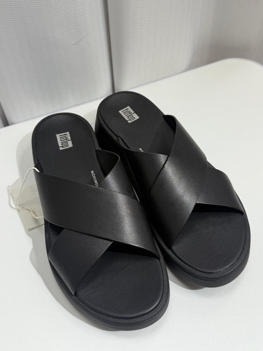 Black Crisscross Comfort Sandals - GREENIES