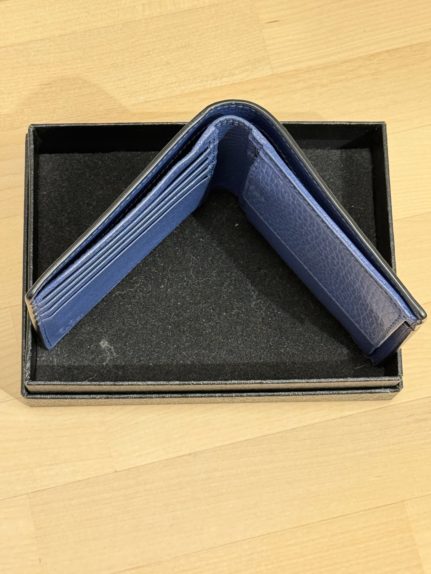 Black Pebbled Leather Bi-Fold Wallet - GREENIES