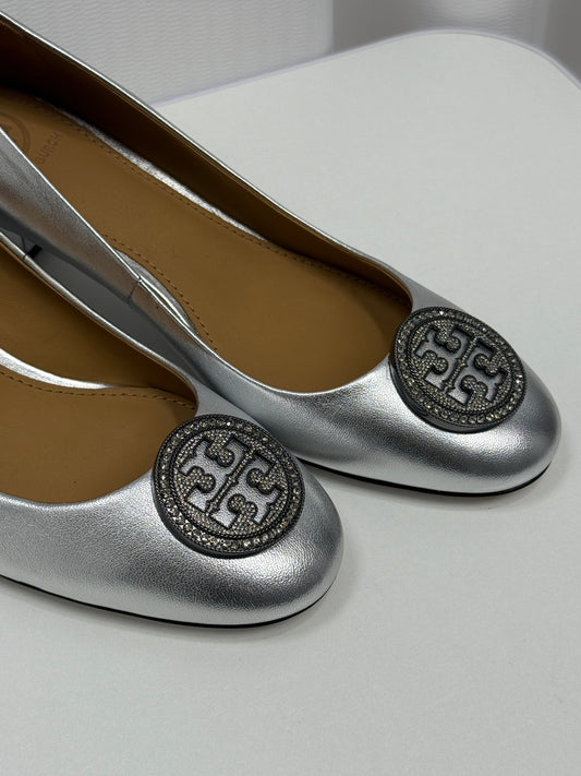 Silver Logo Round-Toe Leather Flats - GREENIES