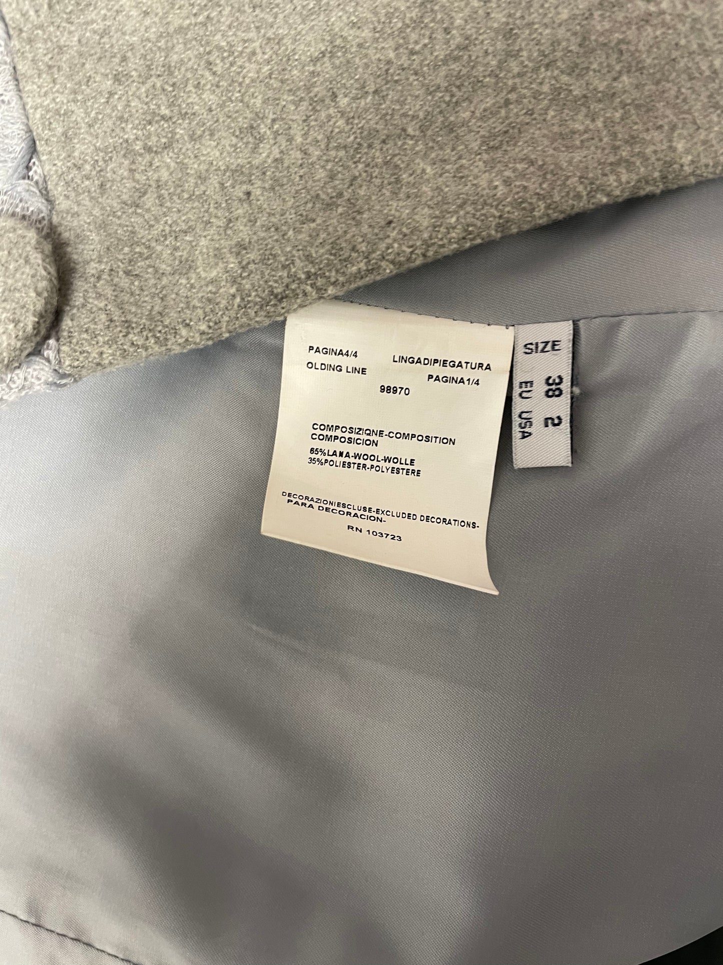 Elegant Women's Grey Blazer - GREENIES