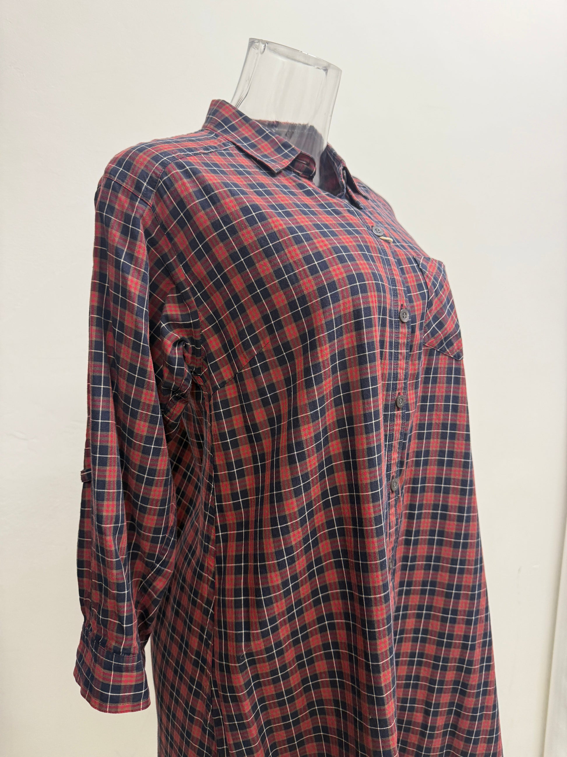 GREENIES Burberry Red Navy Check Long Shirt Dress