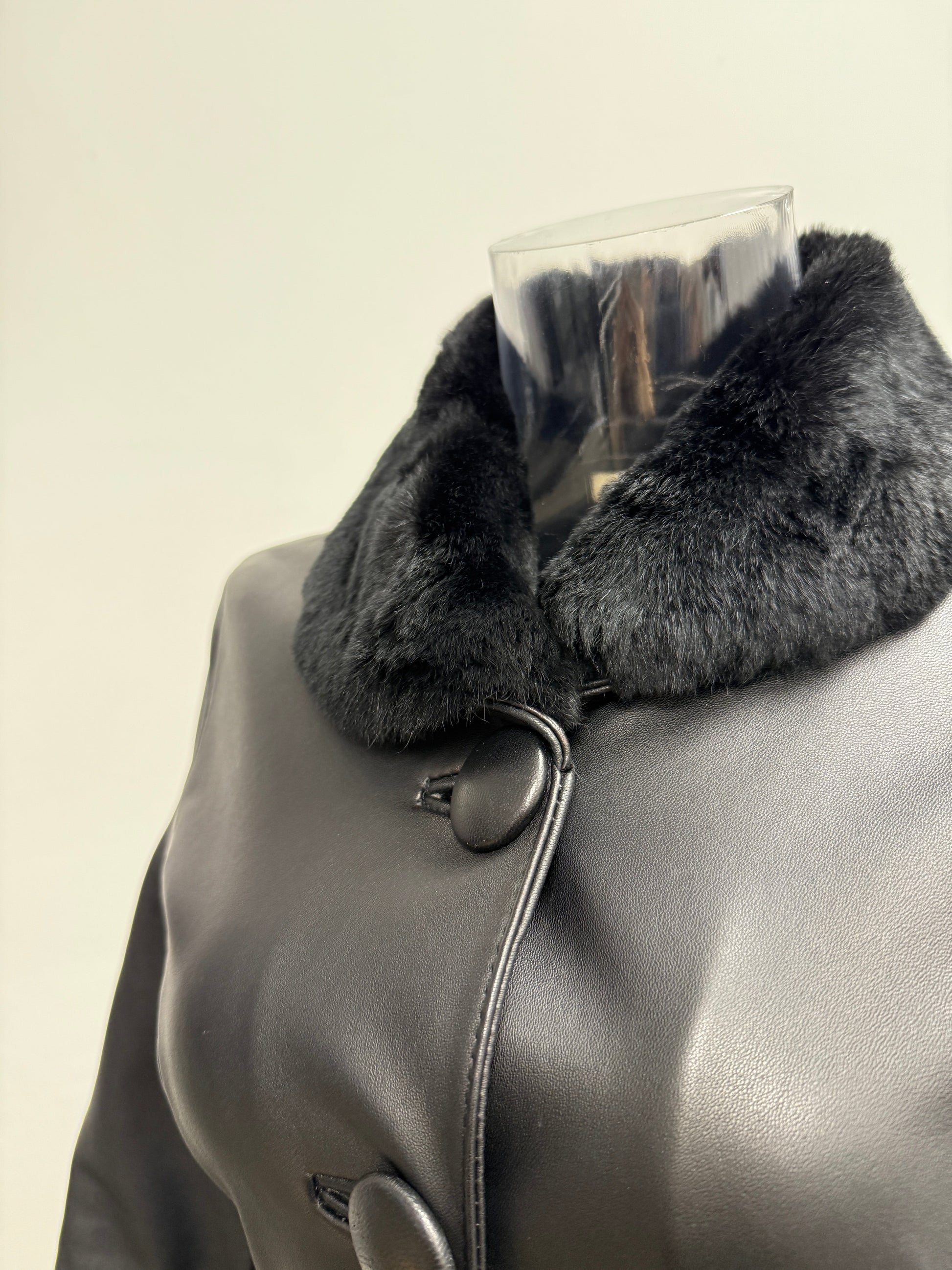 Black Lamb‑Leather Jacket with Plush Fur Collar - GREENIES