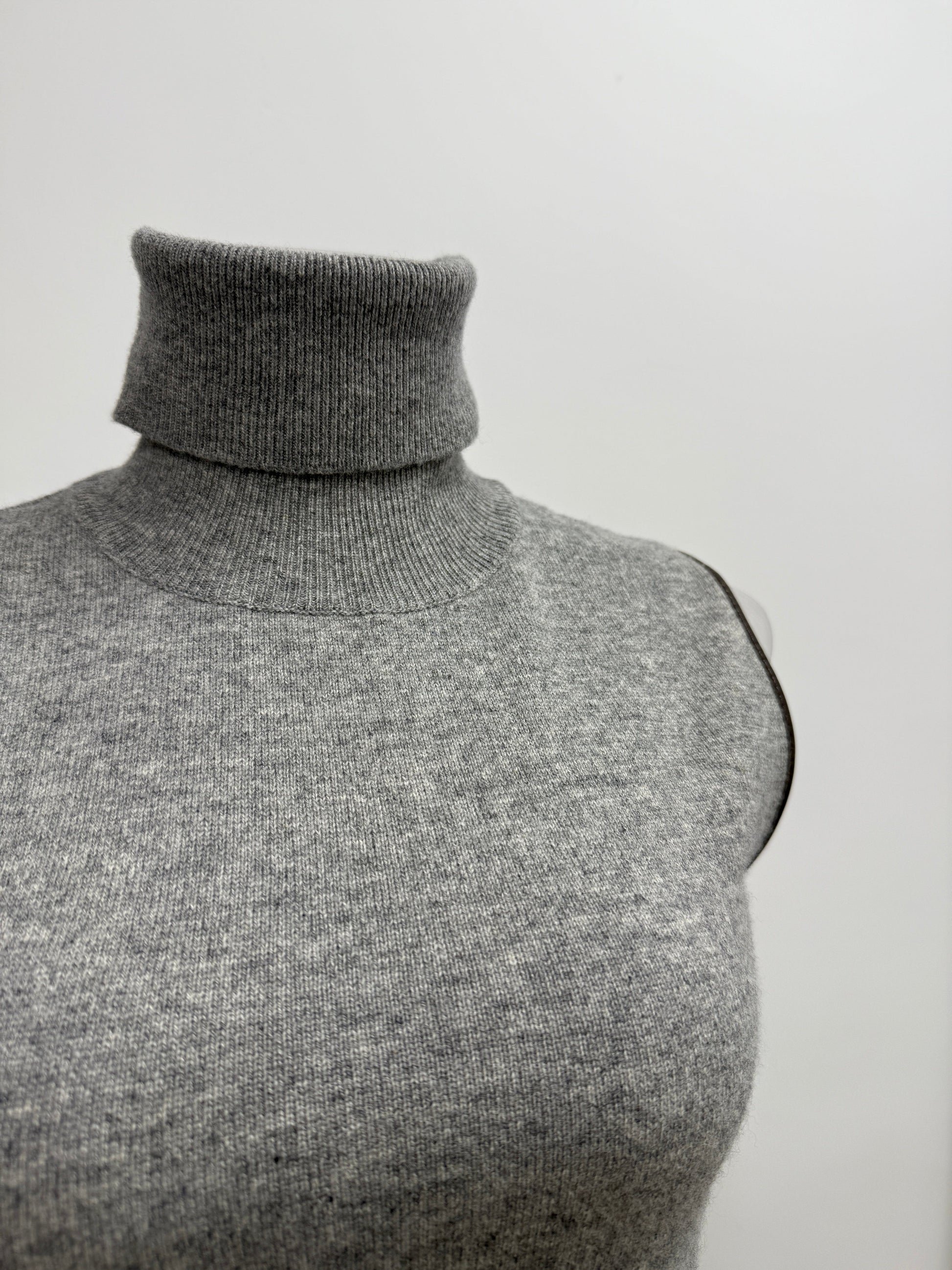Grey Sleeveless Merino Turtleneck Sweater - GREENIES