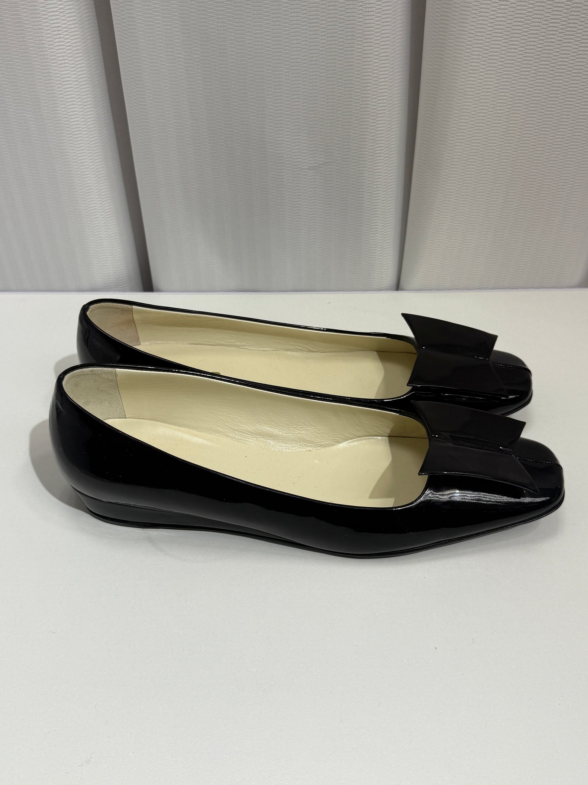 Black Patent Flats with Bow - GREENIES