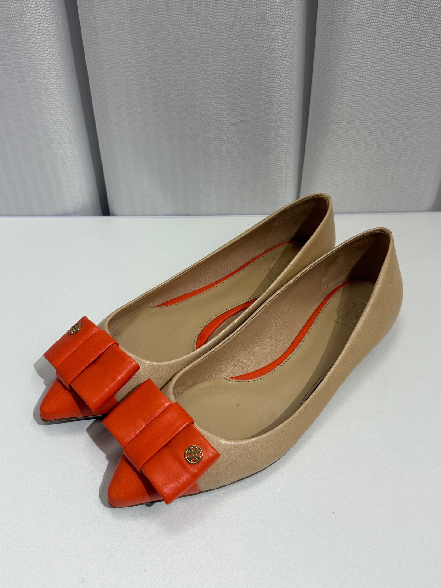 Beige Orange Bow Pointed Flats - GREENIES