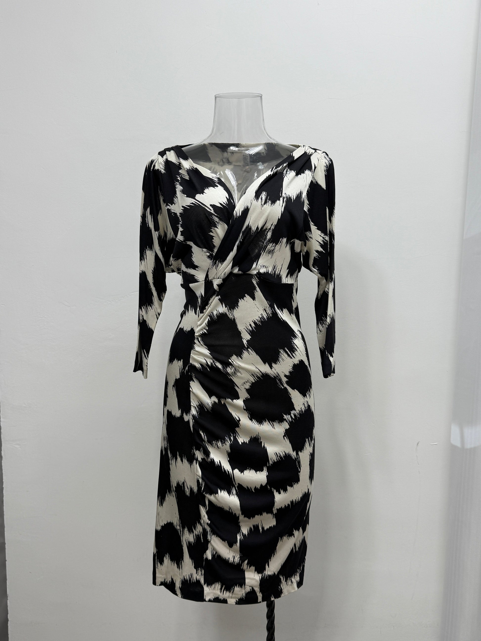 Black and White Silk Wrap Dress - GREENIES