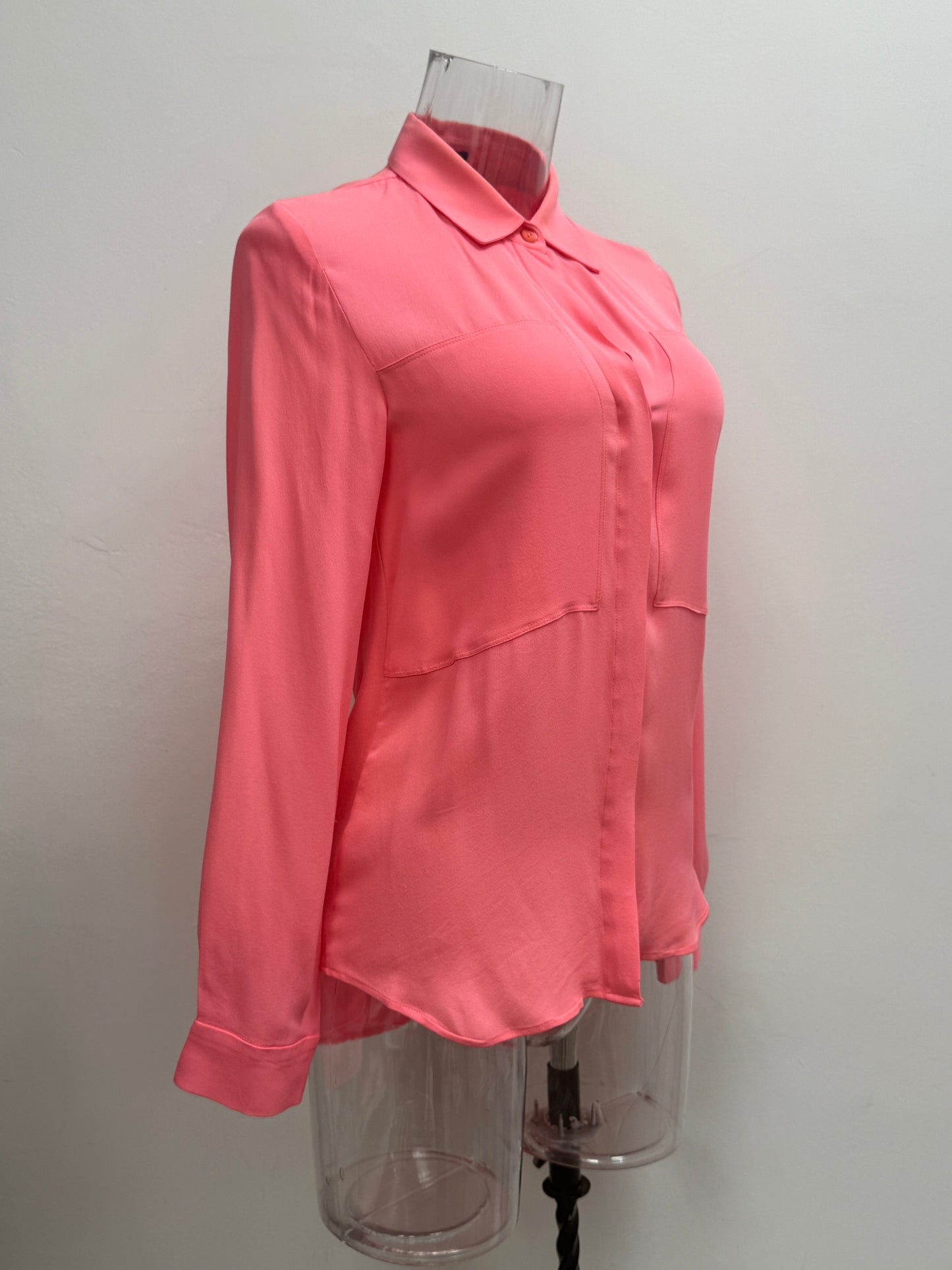 GREENIES Theory Pink Silk Button Blouse