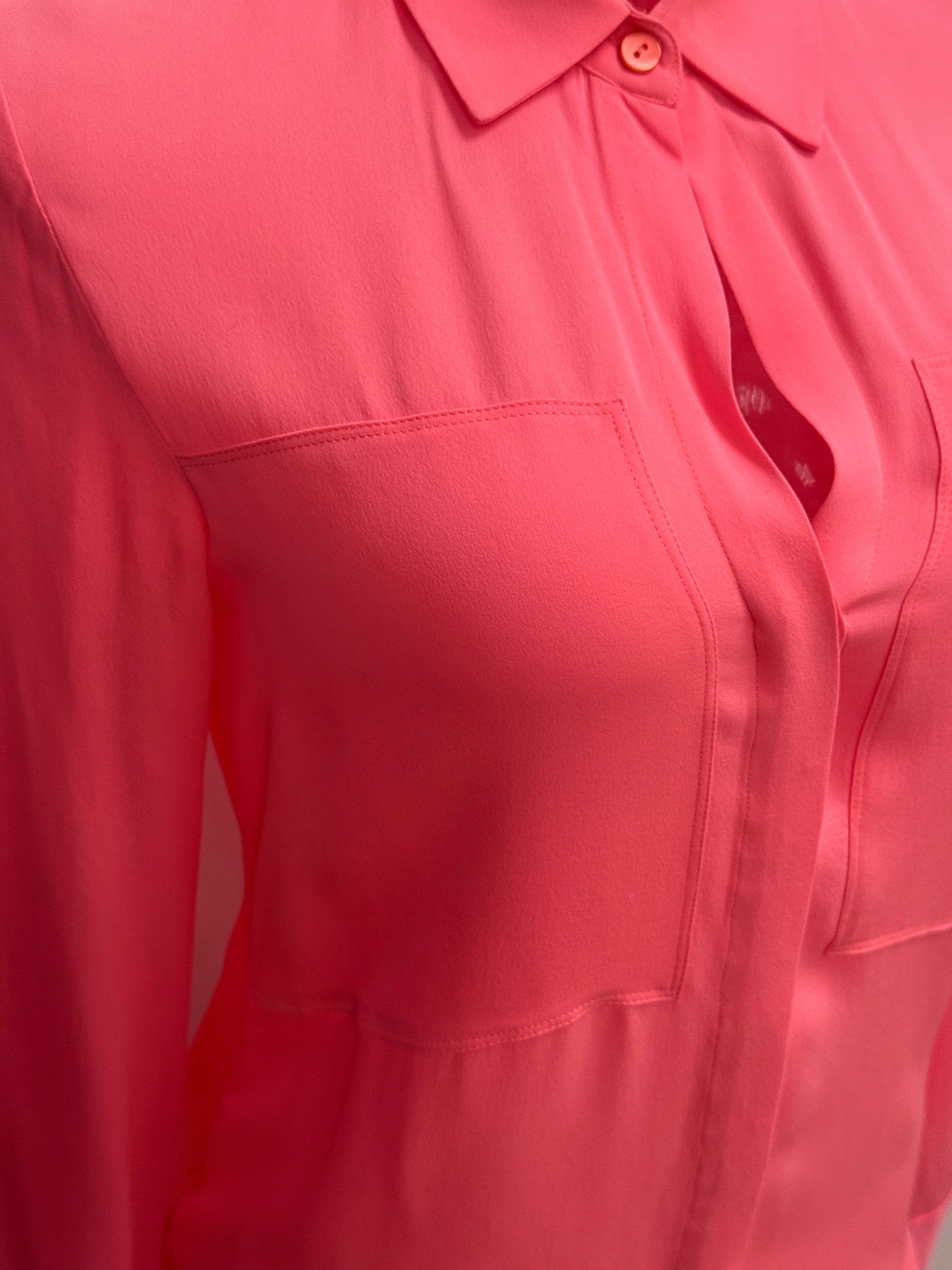 GREENIES Theory Pink Silk Button Blouse