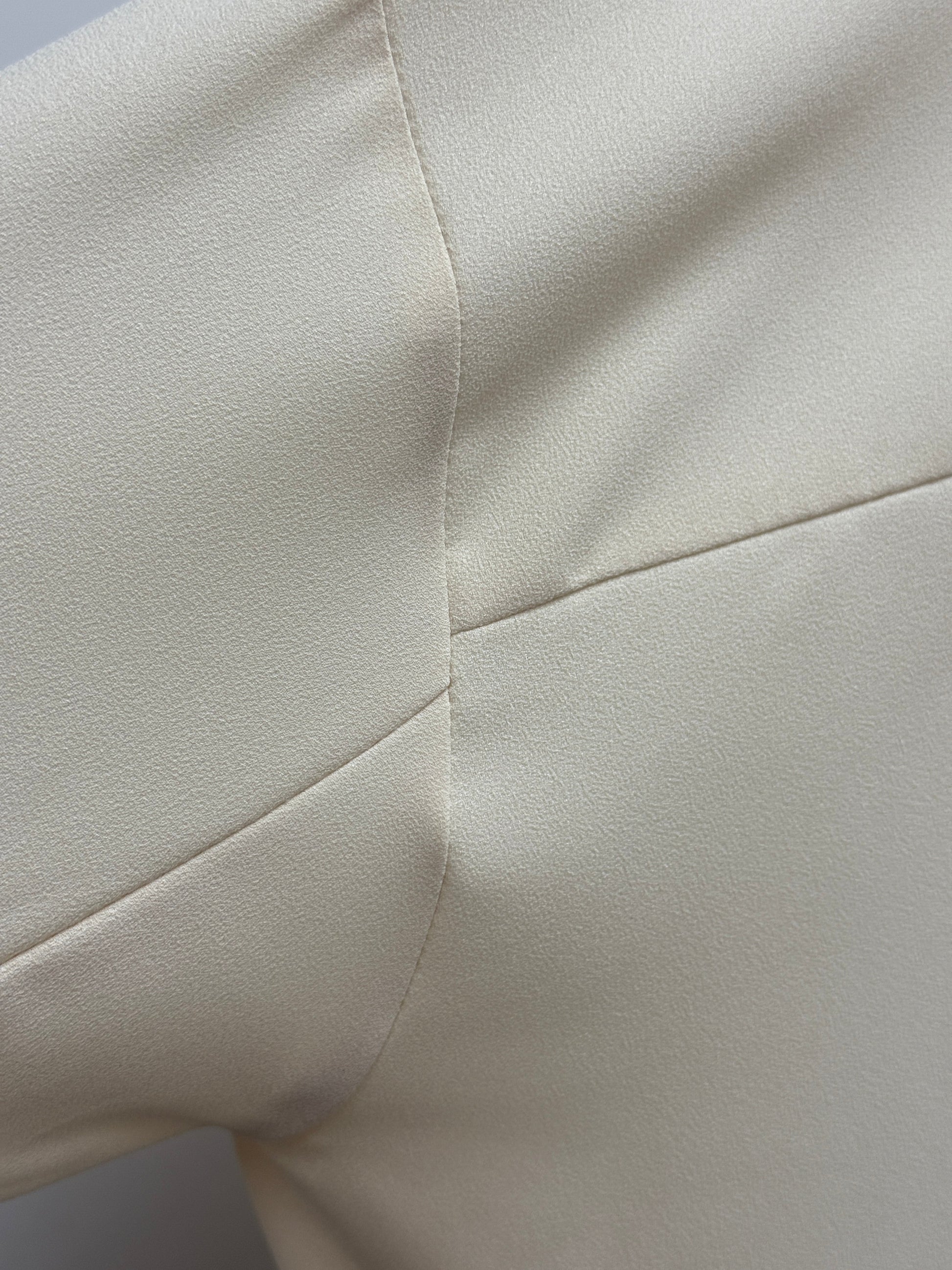 GREENIES MUSE&YAMI Beige Relaxed One-Button Blazer
