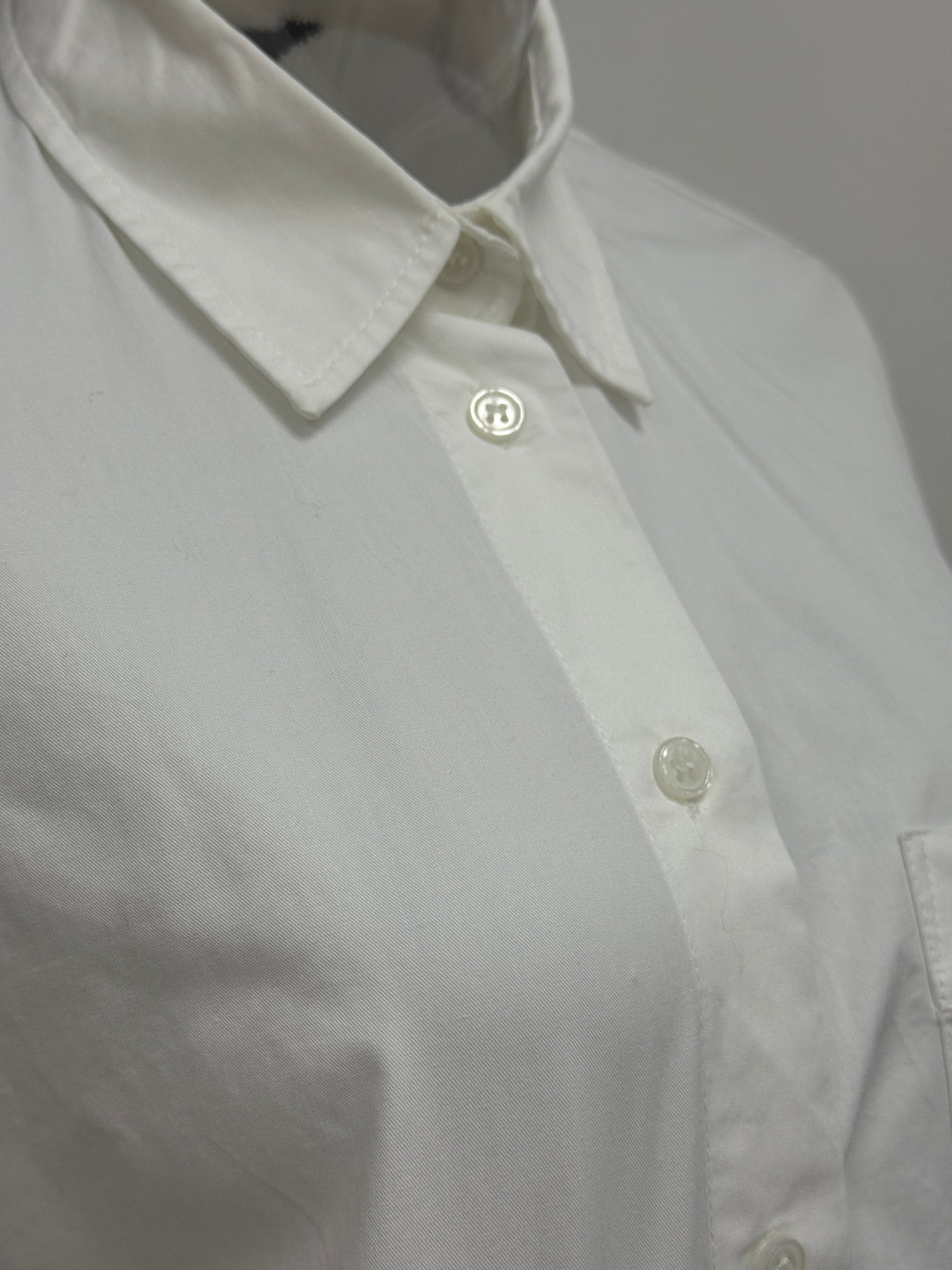GREENIES ZARA White Cropped Button-Up Shirt