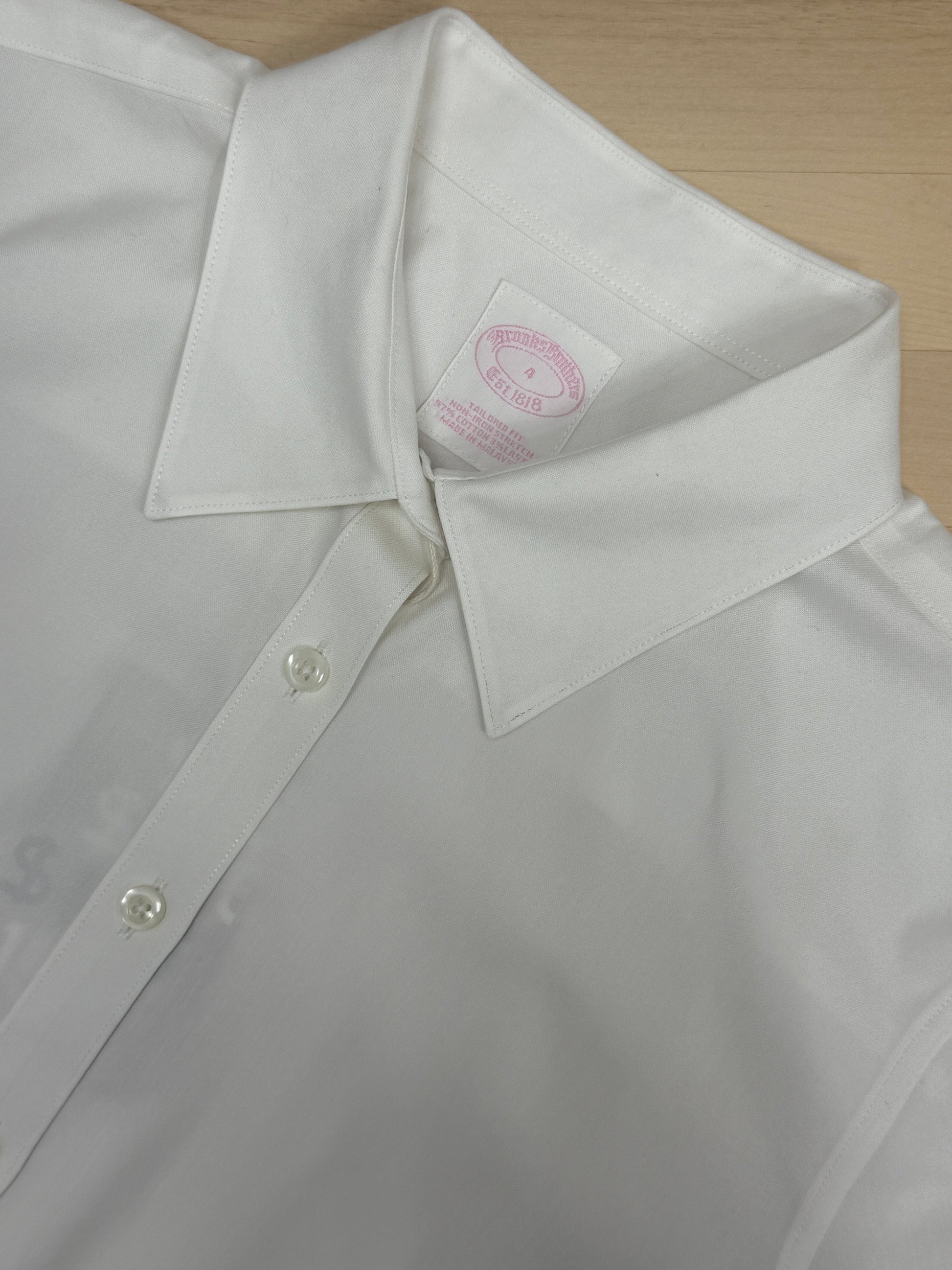 White Short Sleeve Fitted Shirt - GREENIES