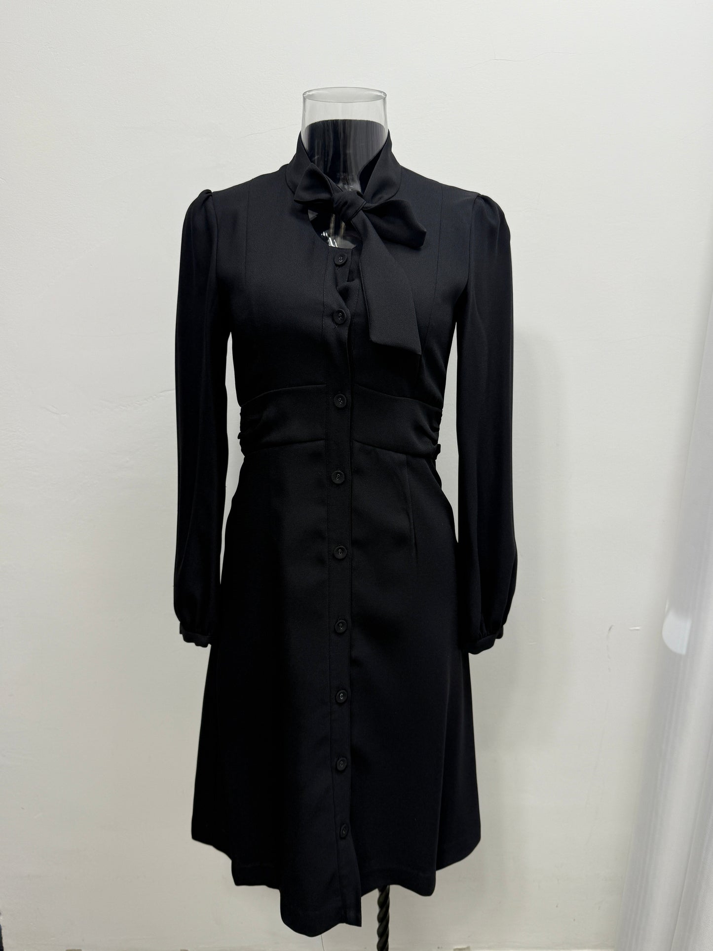 Black Long Sleeve Tie-Neck Dress - GREENIES