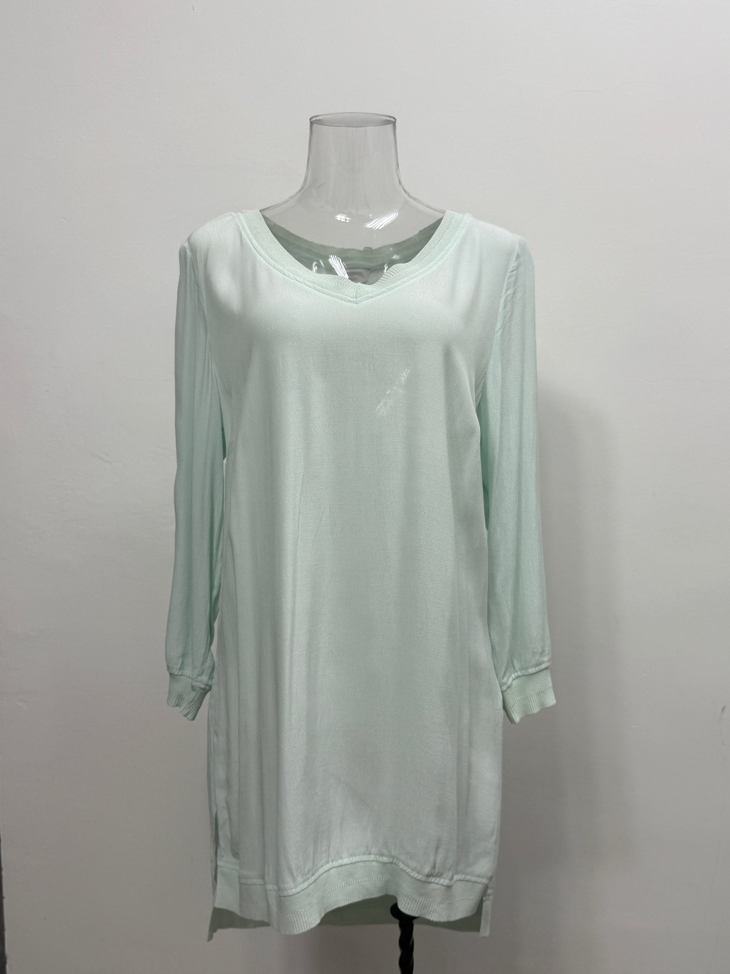 Mint Green Lightweight Longline Top - GREENIES
