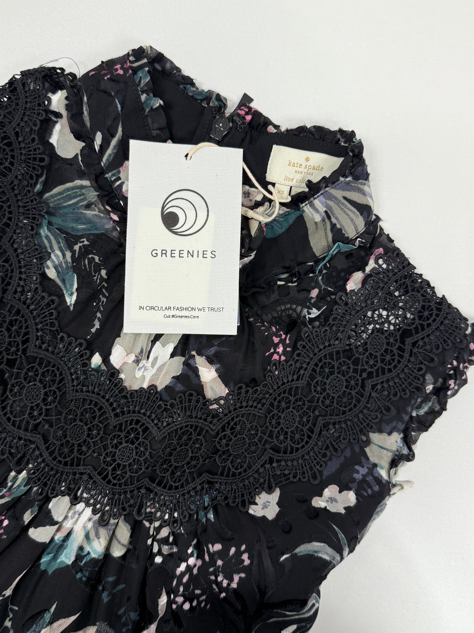 Black Floral Lace Ruffle Top - GREENIES