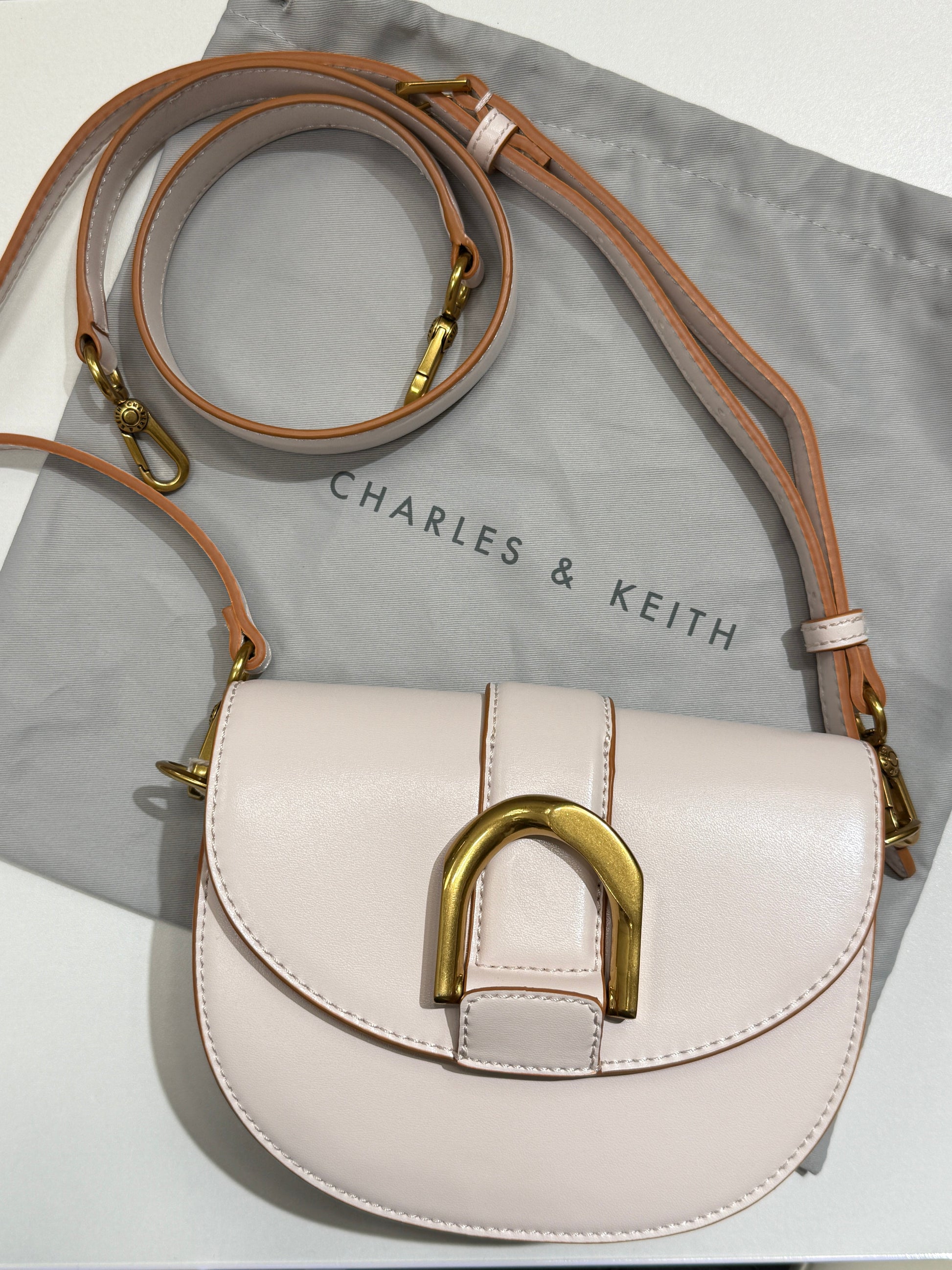 Blush Saddle Bag with Gold Buckle - GREENIES