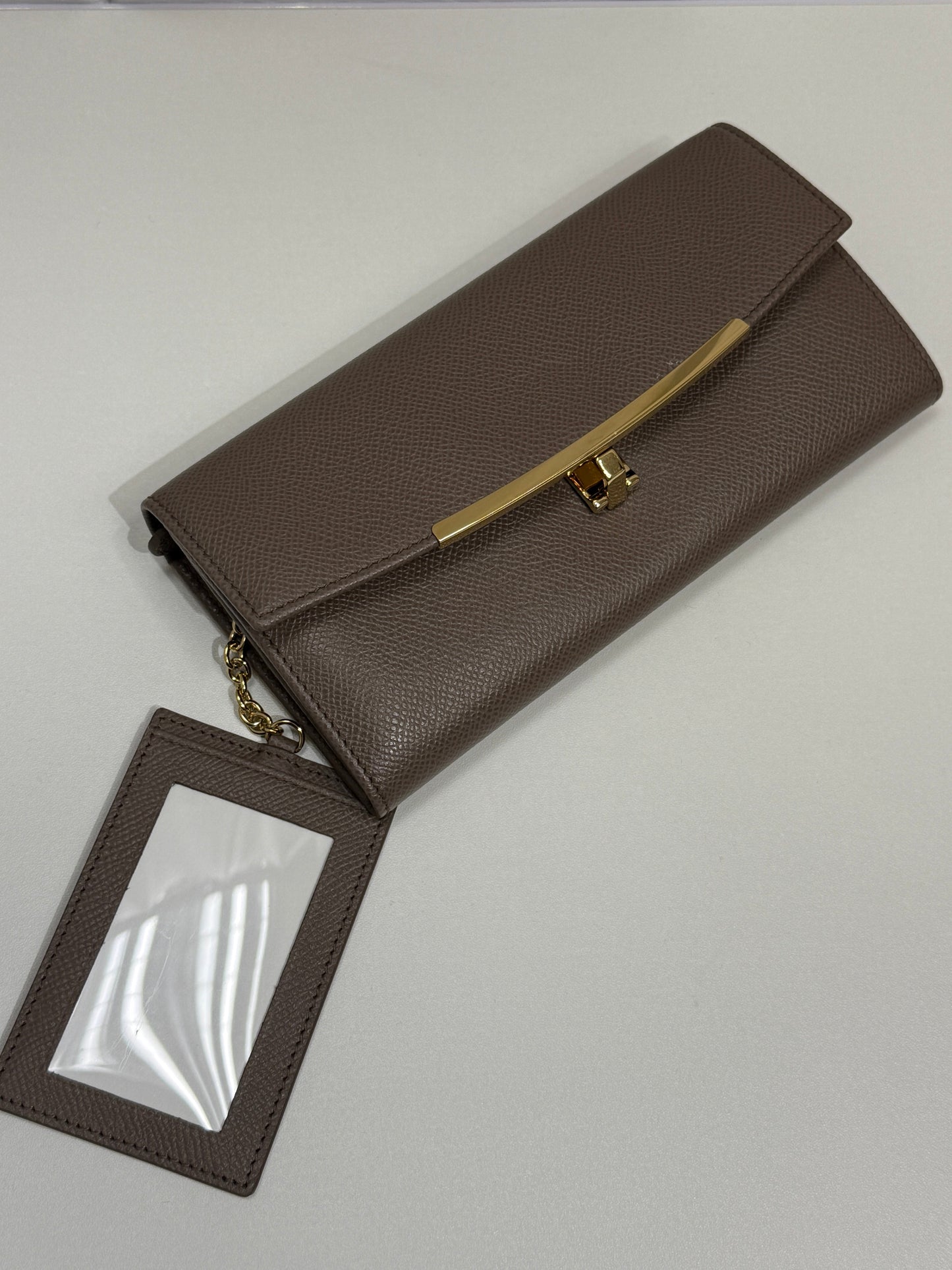 Taupe Textured Gold Bar Wallet - GREENIES