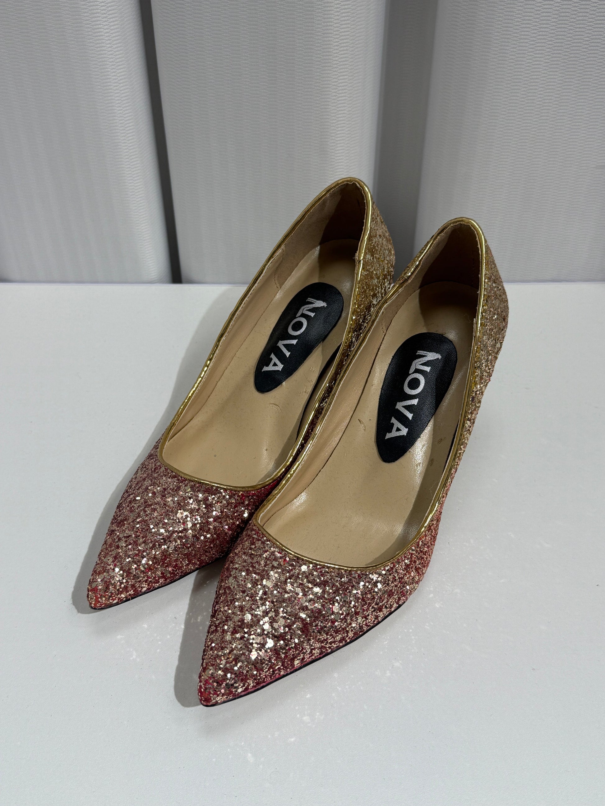 Glitter Ombre Pointed Toe Heels - GREENIES